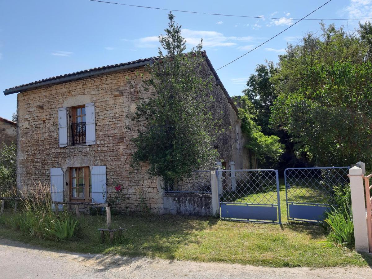 Wisteria Cottage Les Adjots Exterior foto